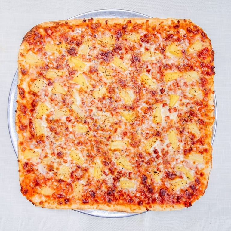 BBQ Chicken Pizza Delight